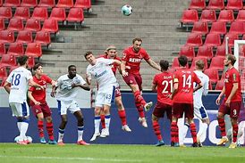 包含斯图加特主场告捷，重返胜利轨道的词条