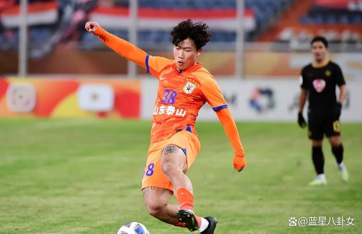 战队精神振奋，球队士气高涨备战决赛的简单介绍